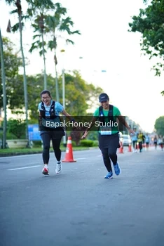 Runner Photo 1545912