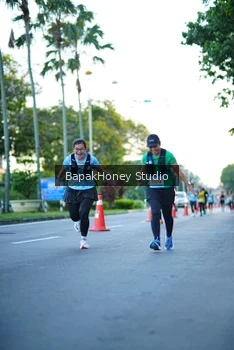 Runner Photo 1545919