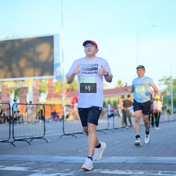 Runner Photo 1545929