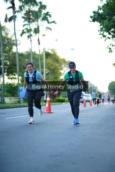 Runner Photo 1545939