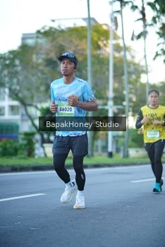 Runner Photo 1545963