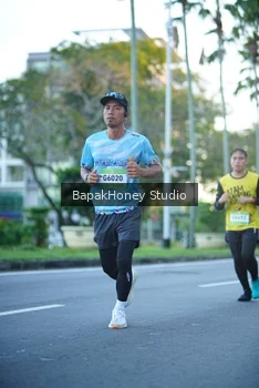 Runner Photo 1545965
