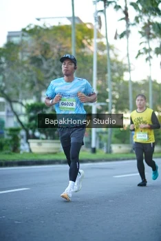 Runner Photo 1545969