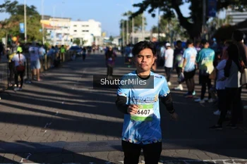 Runner Photo 1546022