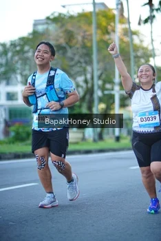 Runner Photo 1546117