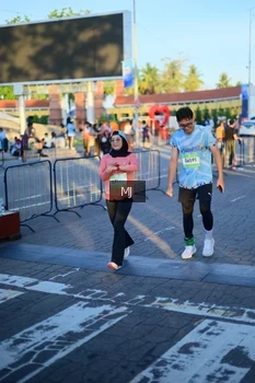 Runner Photo 1546182