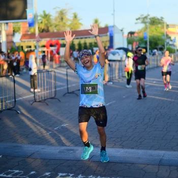 Runner Photo 1546212