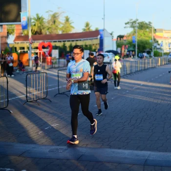 Runner Photo 1546258
