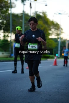 Runner Photo 1546279