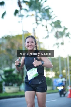 Runner Photo 1546285