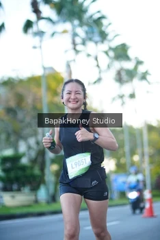 Runner Photo 1546292