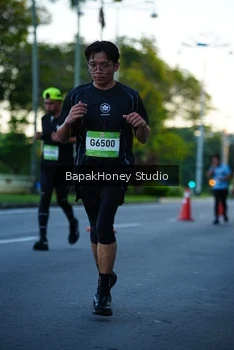 Runner Photo 1546308