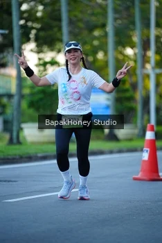 Runner Photo 1546334