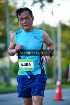 Runner Photo 1546356
