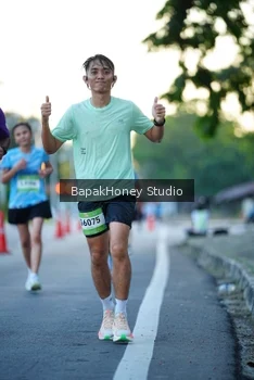 Runner Photo 1546377