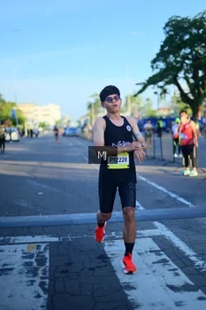 Runner Photo 1546381