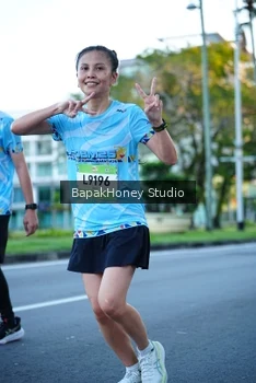 Runner Photo 1546387