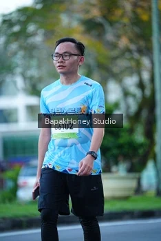 Runner Photo 1546393