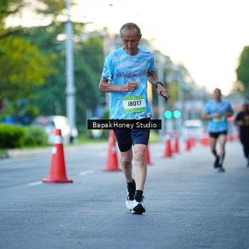 Runner Photo 1546440