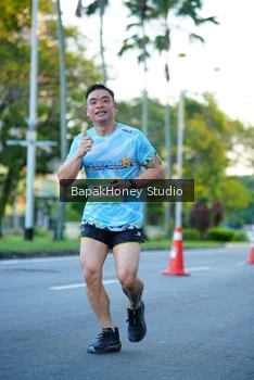 Runner Photo 1546454