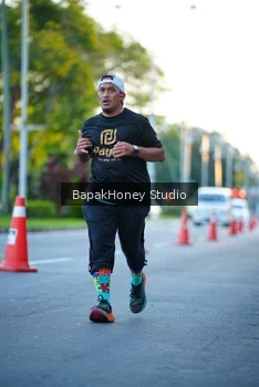 Runner Photo 1546475