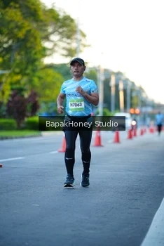 Runner Photo 1546563