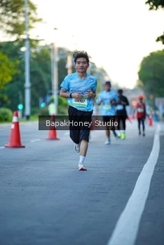 Runner Photo 1546574
