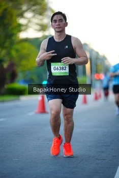 Runner Photo 1546588