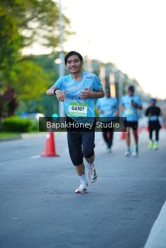 Runner Photo 1546590
