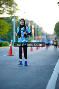 Runner Photo 1546688