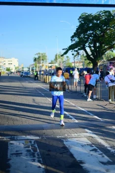 Runner Photo 1546769