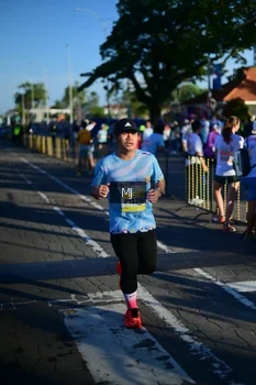 Runner Photo 1546799