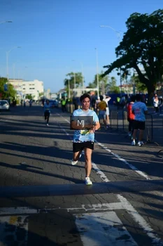 Runner Photo 1546806