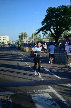 Runner Photo 1546807