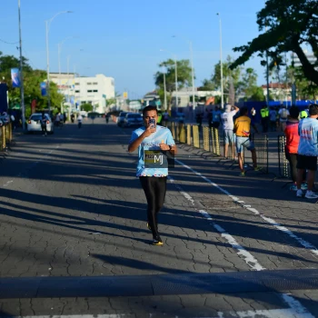 Runner Photo 1546868