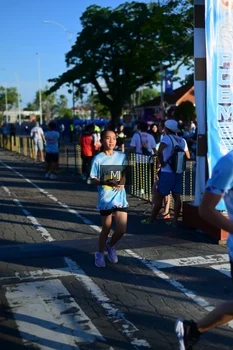 Runner Photo 1546876