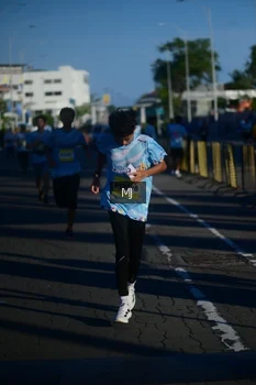 Runner Photo 1546898
