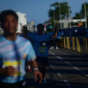 Runner Photo 1546909