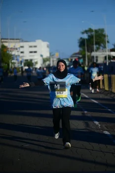 Runner Photo 1546910