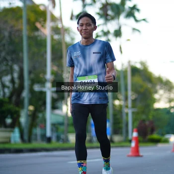 Runner Photo 1547679