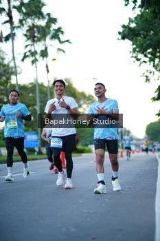 Runner Photo 1547682