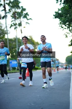 Runner Photo 1547683