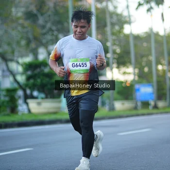 Runner Photo 1547702