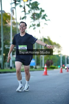 Runner Photo 1547746