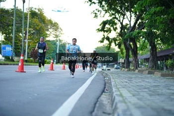 Runner Photo 1547813