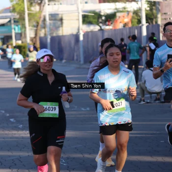 Runner Photo 1549563