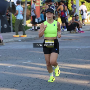 Runner Photo 1549570