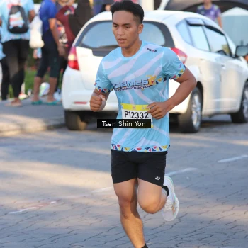 Runner Photo 1549651