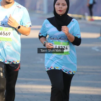 Runner Photo 1549706