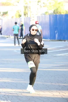 Runner Photo 1549721